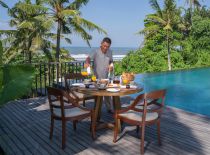 Villa Kailasha, Breakfast by the pool